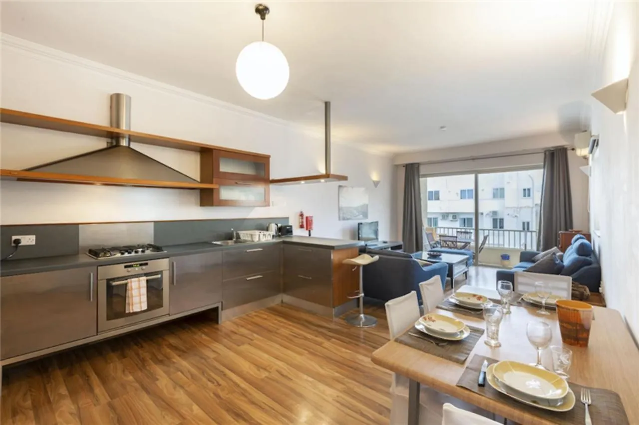Apartment Sliema Retreat-Hosted By Sweetstay