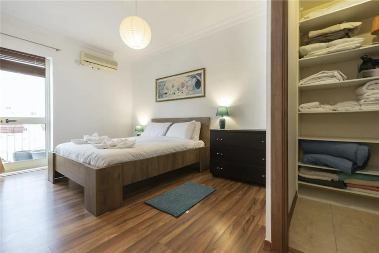 Apartment Sliema Retreat-Hosted By Sweetstay